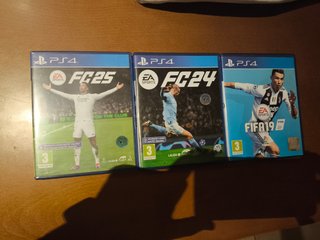 PlayStation 4 Slim Negra