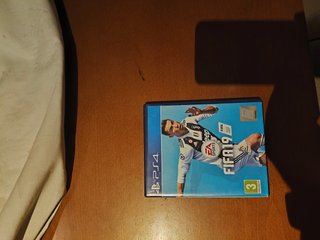 PlayStation 4 Slim Negra