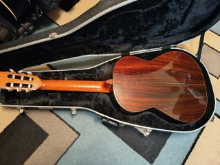 Guitarra Admira Virtuoso + Estuche Rígido