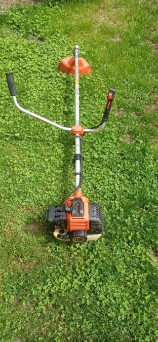 Desbrozadora Kubota 430