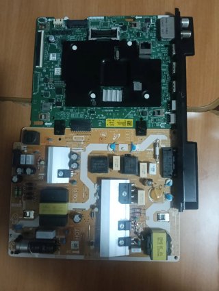 Samsung UE50AU7175
