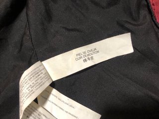 Cazadora de cuero biker de la marca Stradivarius.