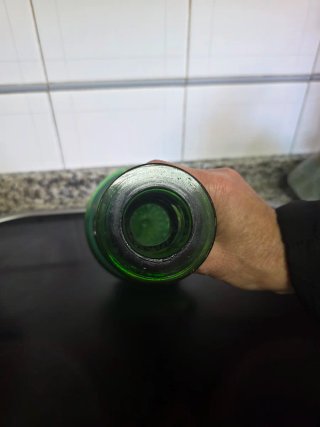 Jarrón de cristal decorado verde y plata