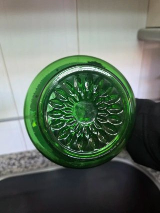 Jarrón de cristal decorado verde y plata