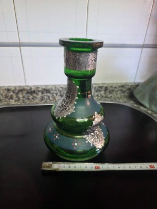 Jarrón de cristal decorado verde y plata