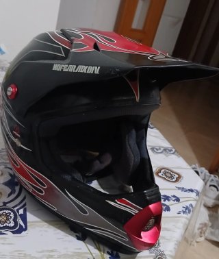 Casco Moto Enduro/Motocross Negro y Rojo
