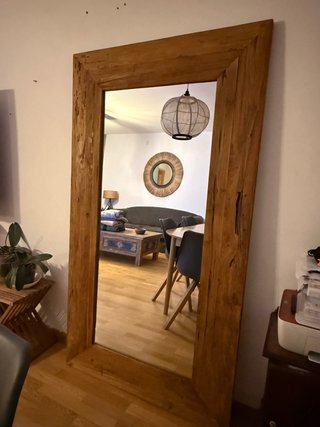 Espejo grande de madera maciza de teca