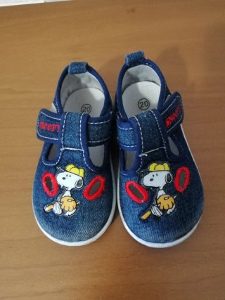 Scarpe bimbo Snoopy taglia 20