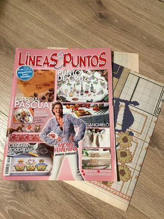 Lote de revistas de PUNTO DE CRUZ