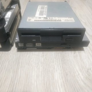Lote Discos Duros y Disquetera Fujitsu NEC