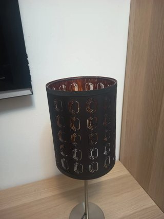 Lámpara de mesa diseño moderno