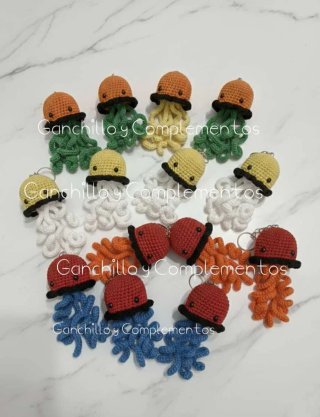 Llaveros Medusa Crochet