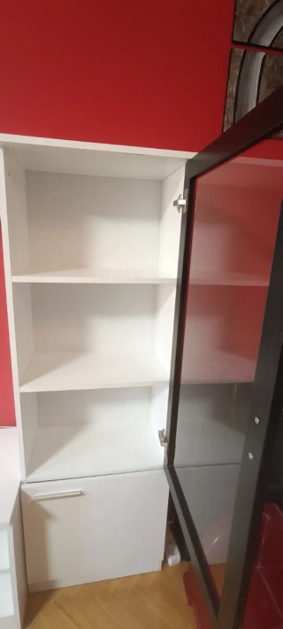Mueble de salón moderno blanco y negro