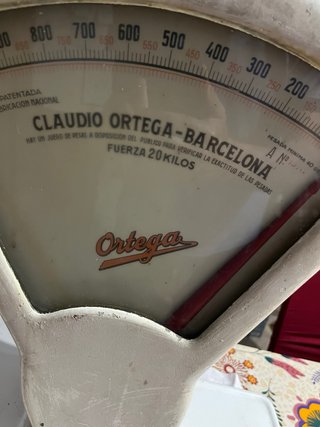 Balanza antigua Claudio Ortega Barcelona
