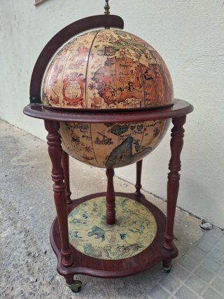 Mueble Bar Globo Terráqueo