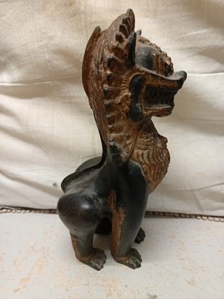 León Guardián Singha Bronce