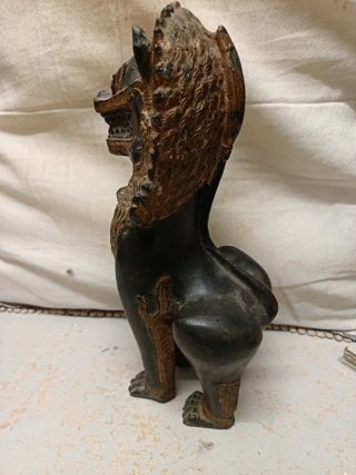 León Guardián Singha Bronce