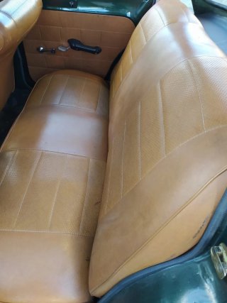 Coche clásico Simca 900 motor Barreiro