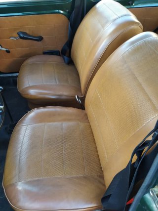 Coche clásico Simca 900 motor Barreiro