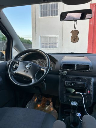 SEAT Alhambra 2004