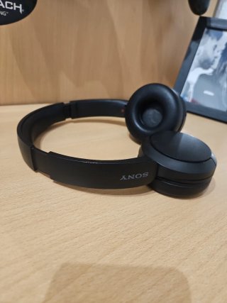 Cascos Sony Negros