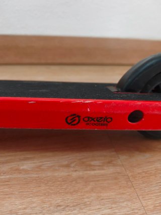 Patinete Scooter Freestyle Rojo y Negro Oxelo