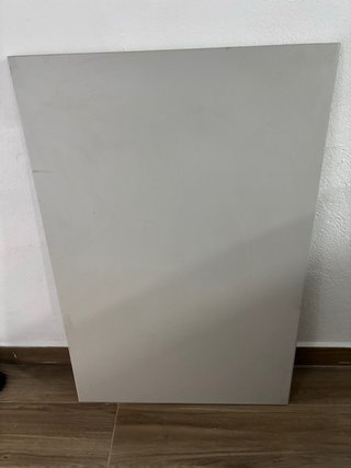 Mesa de escritorio beige