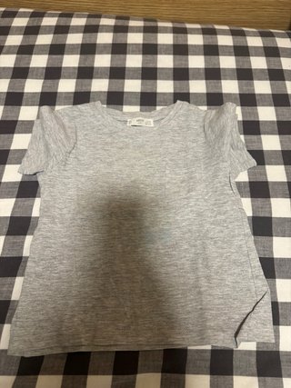 Camiseta gris Mango manga corta