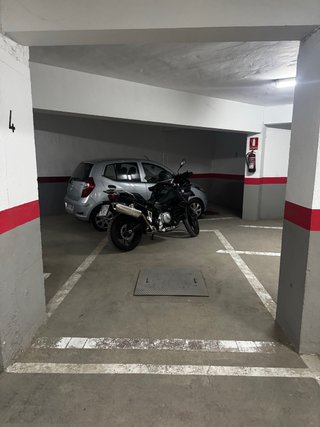 Plaza garaje Moto.