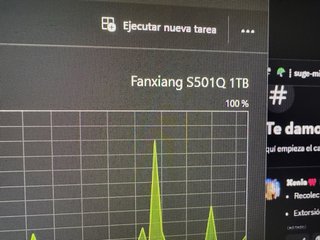 Torre PC Gaming Negra con Luces Azules urgue venta