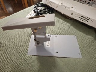 Televisor Samsung Blanco con Mando, 22