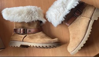 Botas UGG niña talla 35
