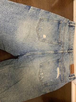 Pantalones vaqueros cortos desgastados talla 42