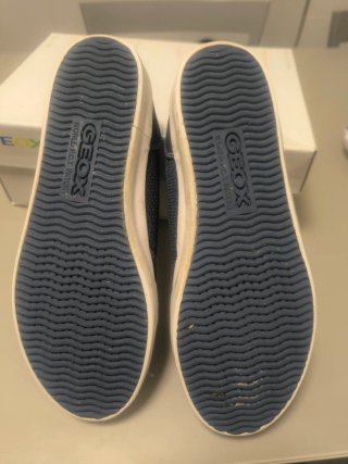Zapatos Geox niño azul y gris, talla 40