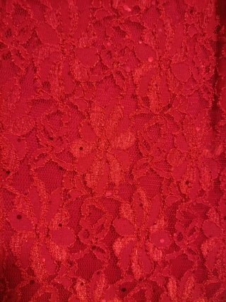 Vestido rojo encaje lentejuelas