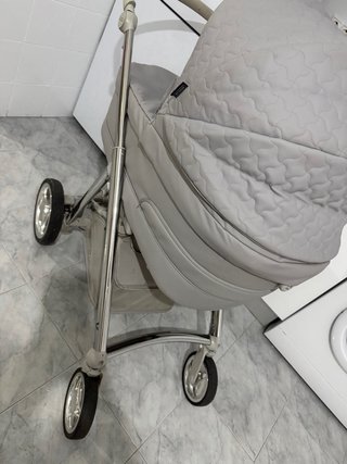 Carrito Bebé Bebecar Gris