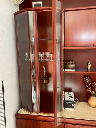 Mueble de comedor madera y piedra