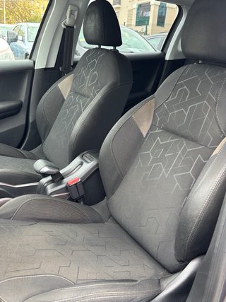 Peugeot 2008 2016
