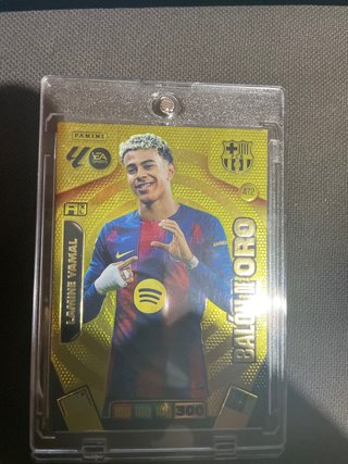 Carta Panini Balón de Oro Lamine Yamal
