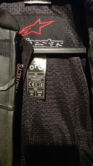 Chaqueta Alpinestars GP Plus R V3 Cuero TALLA 46