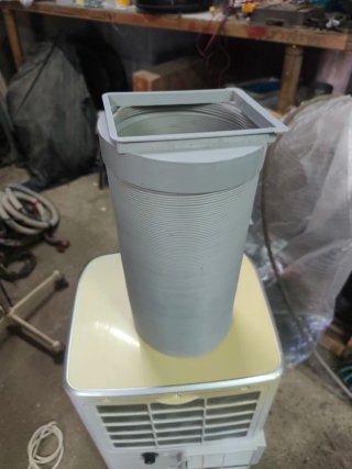 Aire Acondicionado Portátil Gris y Blanco