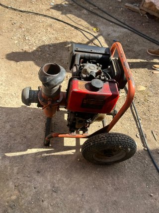 Motor de riego portátil Piva