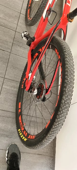 Bicicleta Ultimate RC 29 Carbono