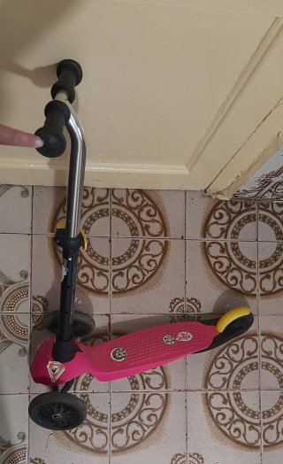 Monopattino per bambini a 3 ruote rosa e giallo
