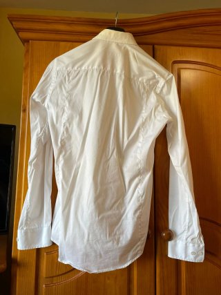 Camisa de traje blanca