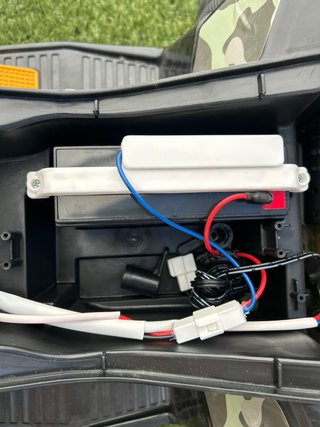 Quad eléctrico infantil Feber