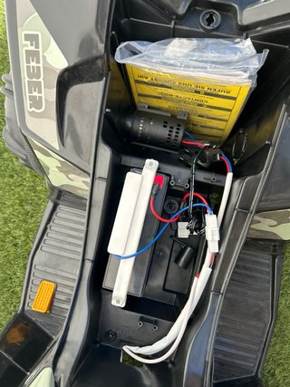 Quad eléctrico infantil Feber