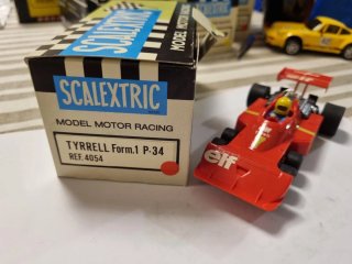SCALEXTRIC EXIN TYRELL P34 ROJO CLARO