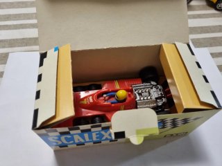 SCALEXTRIC EXIN TYRELL P34 ROJO CLARO
