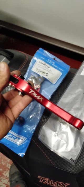 Manetas Freno Yamaha TMAX Rojas